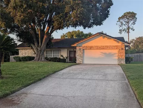 345 Banyan Dr, Winter Haven, FL 33884
