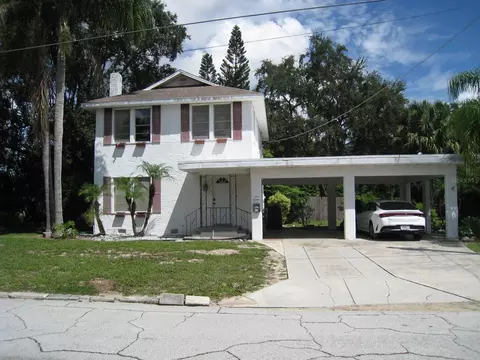 515 Avenue F SE, Winter Haven, FL 33880