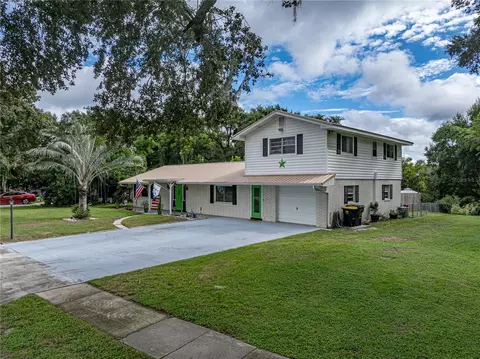 515 Lorraine Cir, Lake Wales, FL 33853