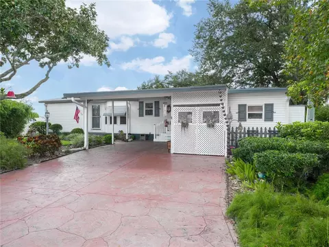 112 Belle Isle Ct, Davenport, FL 33897