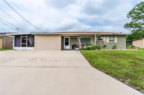106 Patricia St, Auburndale, FL 33823