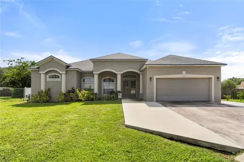 191 Lake Thomas Dr, Winter Haven, FL 33880