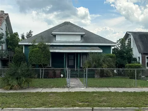 45 W Sessom Ave, Lake Wales, FL 33853