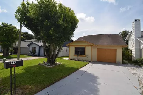 522 Lake Dexter Blvd, Winter Haven, FL 33884