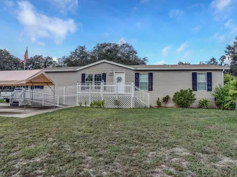 1551 Gaines Rd, Winter Haven, FL 33880