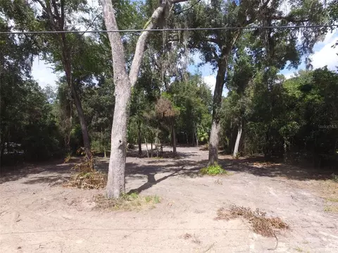 11581 E Hillcrest Ct, Floral City, FL 34436