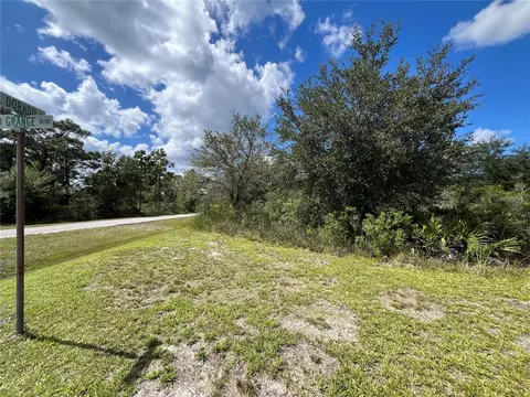 2 El Dorado Dr, Indian Lake Estates, FL 33855