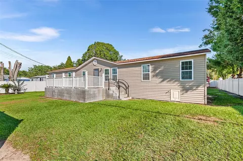 5711 Cherry Tree Dr, Lakeland, FL 33811