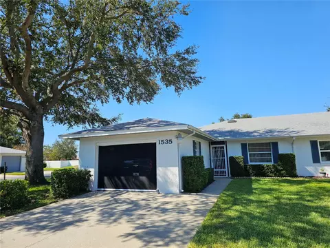 1535 Oakview Cir SE, Winter Haven, FL 33880