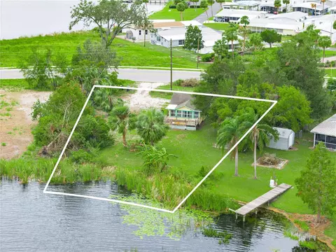 3128 Spirit Lake Rd, Winter Haven, FL 33880