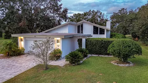 111 Arrowhead Ln, Haines City, FL 33844