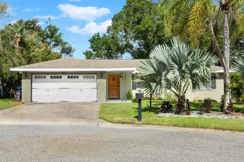 630 Hillside Cir, Lake Alfred, FL 33850