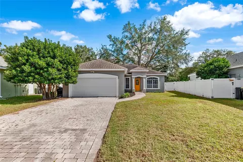 1013 Robin Ln, Winter Haven, FL 33884