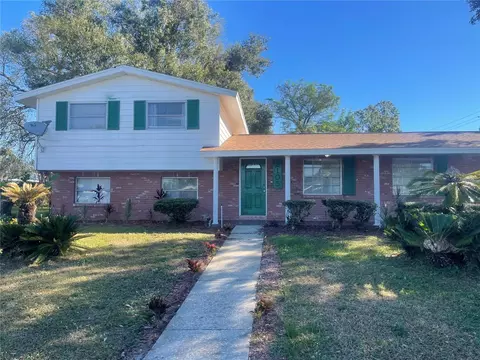 2105 Bassedena Cir W, Lakeland, FL 33805