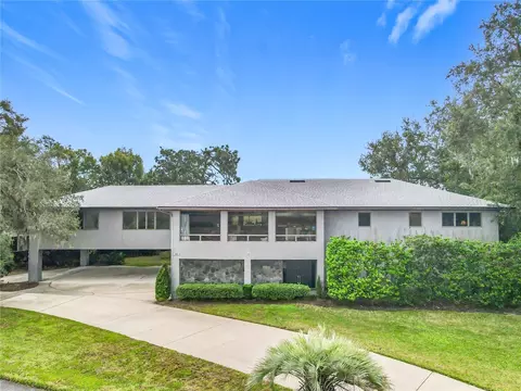 18 Coventry Dr, Haines City, FL 33844