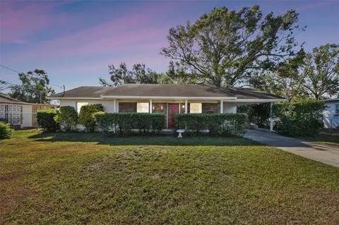 122 Alvina Ave, Lake Wales, FL 33853