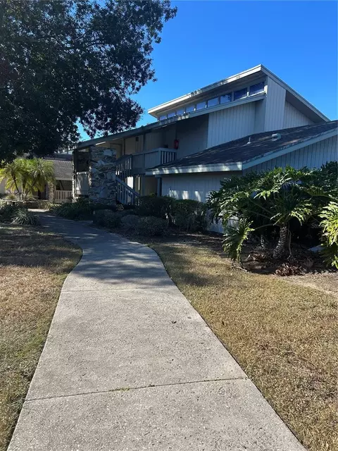 2011 Corner Lake Dr #15, Haines City, FL 33844