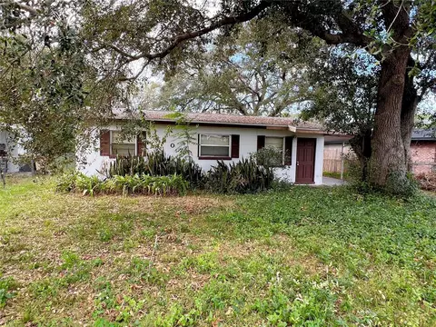 1207 Crestwood Dr, Winter Haven, FL 33881