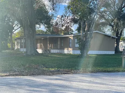 5707 E Lake Fox Dr, Winter Haven, FL 33884