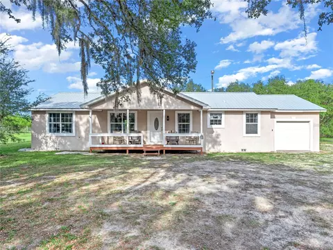 676 Fazzini Dr, Frostproof, FL 33843