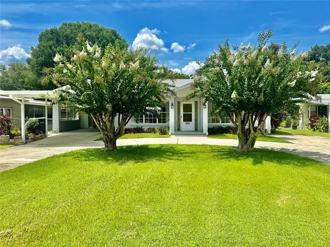 1663 W Lake Cannon Dr NW, Winter Haven, FL 33881
