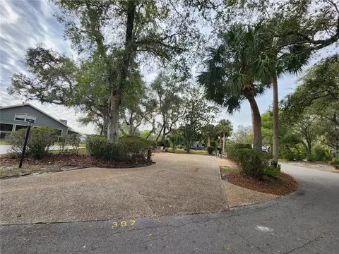 387 Longhorn Dr, Lake Wales, FL 33898
