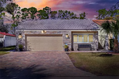 107 Las Flores, Winter Haven, FL 33884