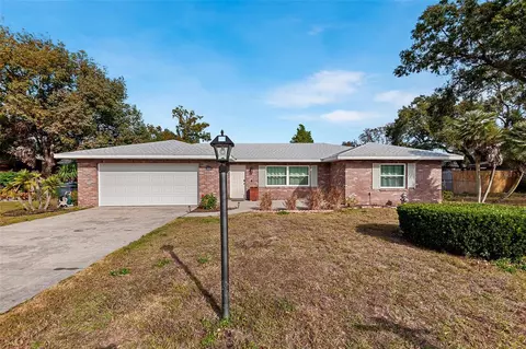 866 Oriole Dr, Winter Haven, FL 33884