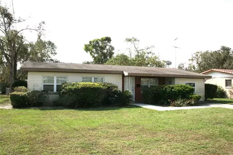130 Alvina Ave, Lake Wales, FL 33853