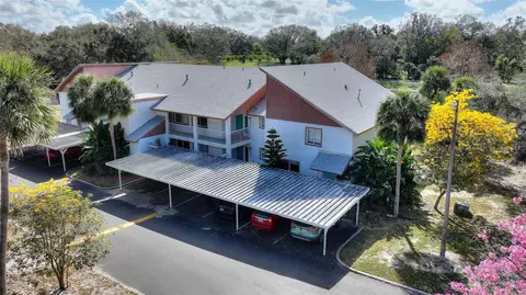208 Country Ln NE #208, Winter Haven, FL 33881