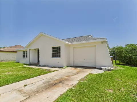 91 W Cedarwood Cir, Kissimmee, FL 34743