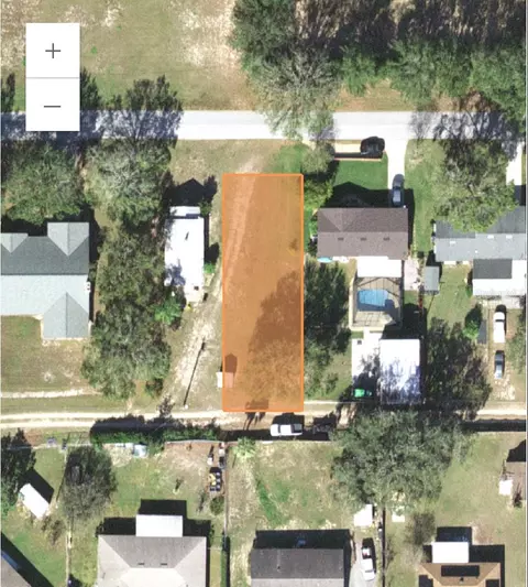 W Bryant Avenue, Haines City, FL 33844