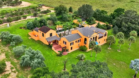 2300 N Scenic Hwy #56, Lake Wales, FL 33898
