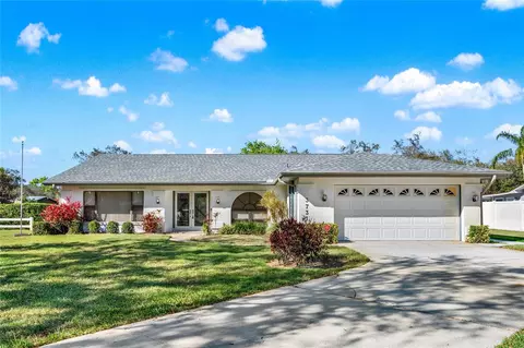 3731 Red Oak Ct, Lake Wales, FL 33898