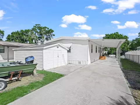 3012 Harbor Pointe Dr, Lake Wales, FL 33898