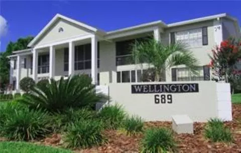 689 Lake Howard Dr NW #214, Winter Haven, FL 33880