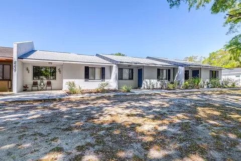 2237 Bordeau Ct, Auburndale, FL 33823