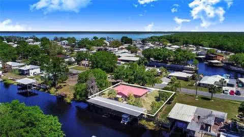 142 Lakeview Dr, Haines City, FL 33844