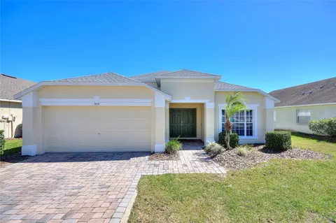 916 Balmoral Dr, Davenport, FL 33896