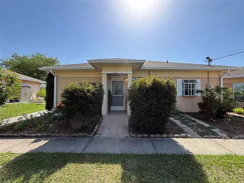 1219 Club Cir, Lakeshore, FL 33854