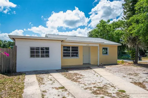 2301 Freemason St, Lakeland, FL 33801