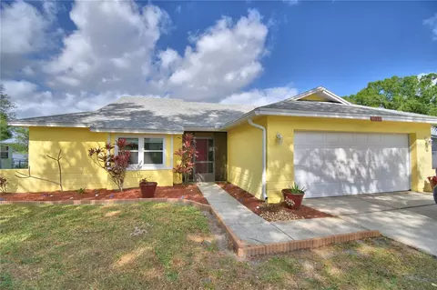 103 Lake Thomas Dr, Winter Haven, FL 33880
