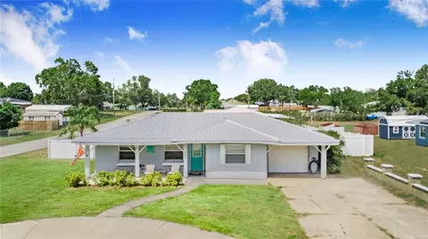 498 W 7th St, Frostproof, FL 33843