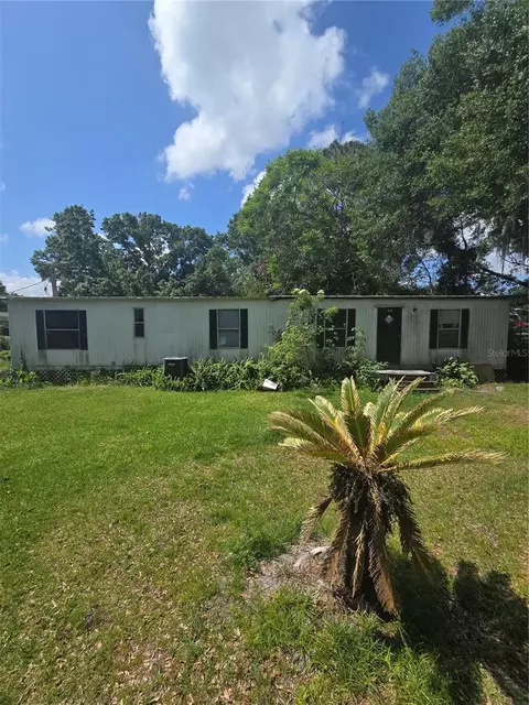 1043 Half Acre Rd, Auburndale, FL 33823