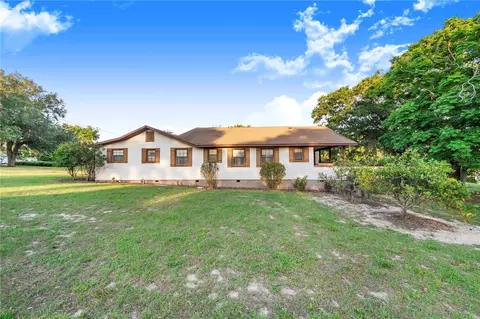 302 W Gates Ave, Lake Hamilton, FL 33851