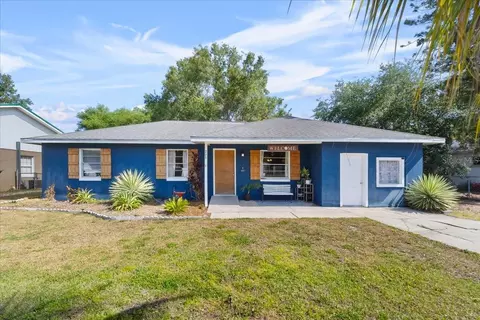 275 Cherry Laurel Ln, Winter Haven, FL 33880