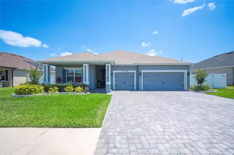157 Walkers Point Dr, Auburndale, FL 33823