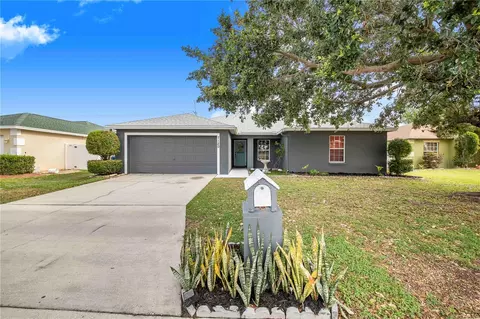 7120 Summit Dr, Winter Haven, FL 33884