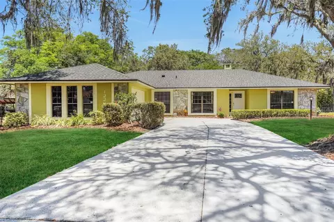 1226 Lake Loop, Winter Haven, FL 33880