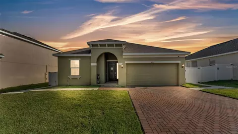 428 Aragosa Dr, Davenport, FL 33837